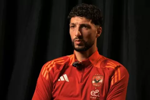  عرض أمريكي وعقوبة مالية.. محمد يوسف يكشف مصير وسام أبو علي في الأهلي